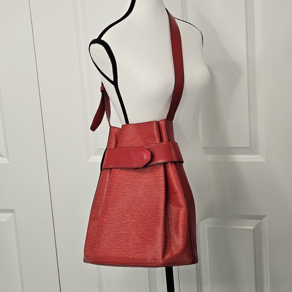 COPY - Louis Vuitton Vintage Epi Sac D'Epaule Shoulder Bag Red Leather - Picture 2 of 13